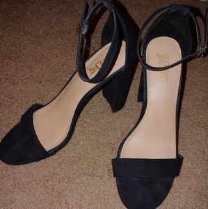 Cute open toed platforms